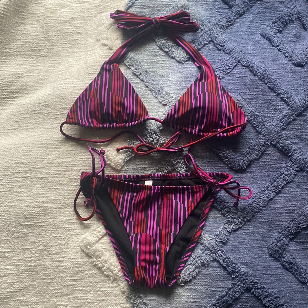Victoria’s Secret Never-Worn Bikini Set